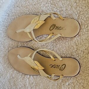 Onex Sandals size 7